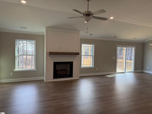 341 Little Mountain Circle, Inman, SC 29349