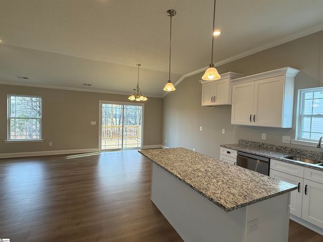 341 Little Mountain Circle, Inman, SC 29349