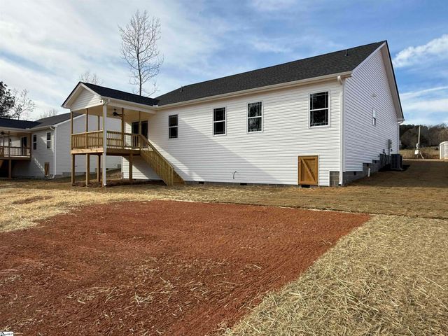 341 Little Mountain Circle, Inman, SC 29349