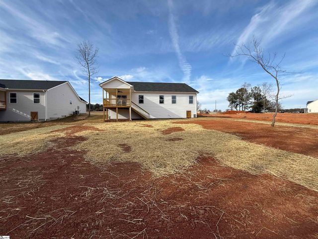 341 Little Mountain Circle, Inman, SC 29349