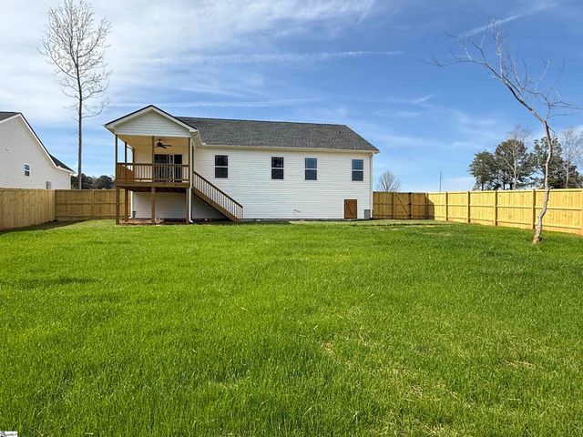 341 Little Mountain Circle, Inman, SC 29349