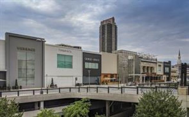 3475 Oak Valley NE Road 2130, Atlanta, GA 30326