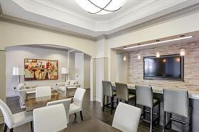 3475 Oak Valley NE Road 2130, Atlanta, GA 30326