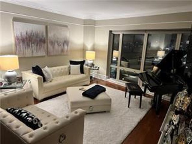 3475 Oak Valley NE Road 2130, Atlanta, GA 30326