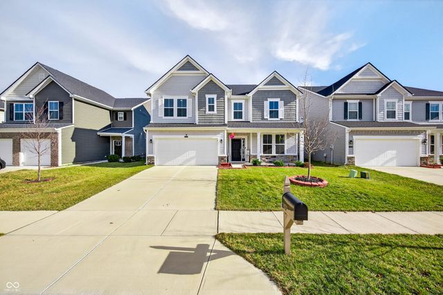 3073 Creekridge Court, Columbus, IN 47201