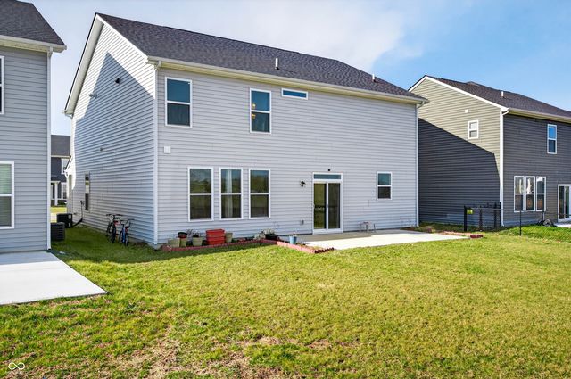 3073 Creekridge Court, Columbus, IN 47201