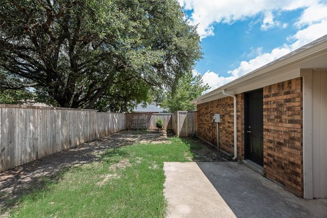 552 Kirkland Drive, Coppell, TX 75019