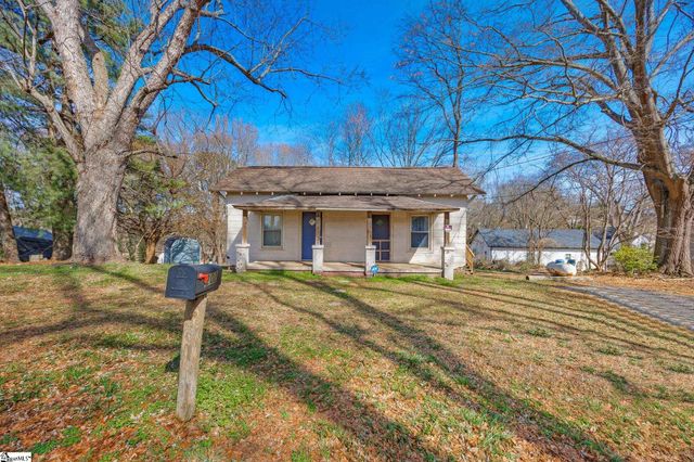 202 Lucky Street, Easley, SC 29640