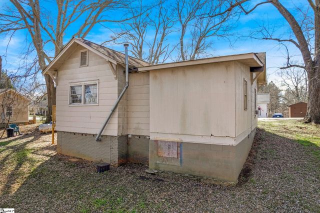 202 Lucky Street, Easley, SC 29640