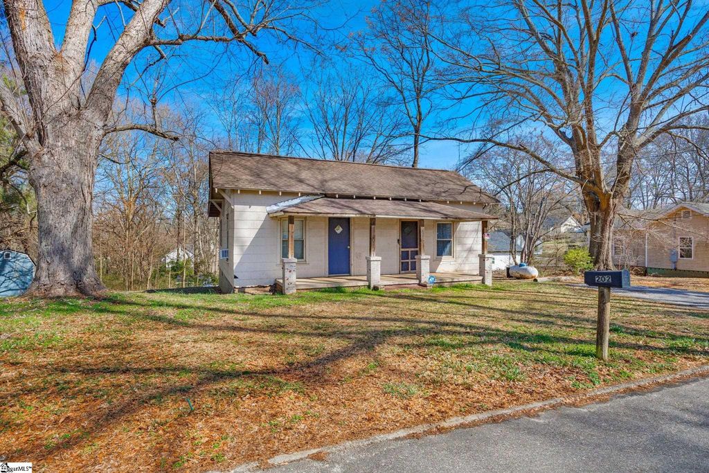 202 Lucky Street, Easley, SC 29640