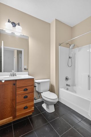 270 4th Street E 102, Saint Paul, MN 55101