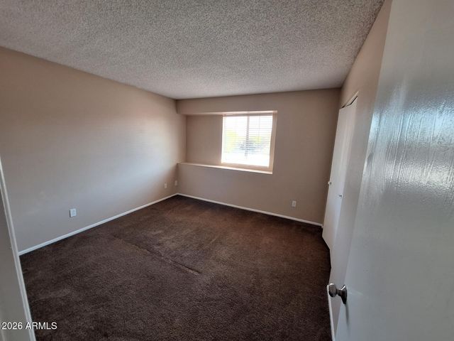 1449 E KNOLL Circle 2, Mesa, AZ 85203