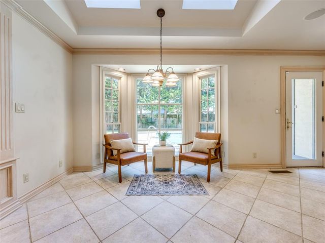 3933 Charing Cross Court, Norman, OK 73072