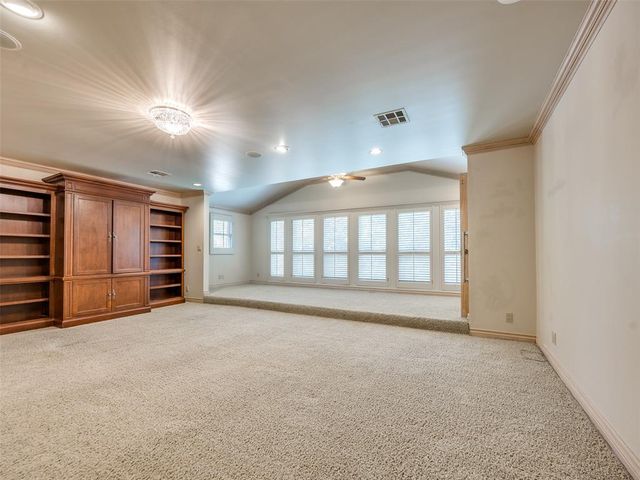 3933 Charing Cross Court, Norman, OK 73072