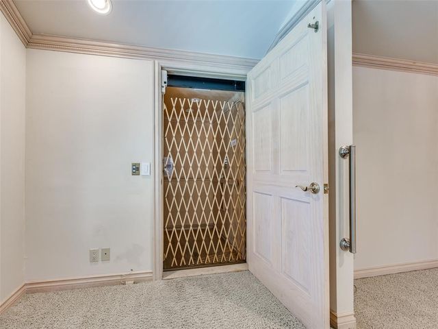 3933 Charing Cross Court, Norman, OK 73072