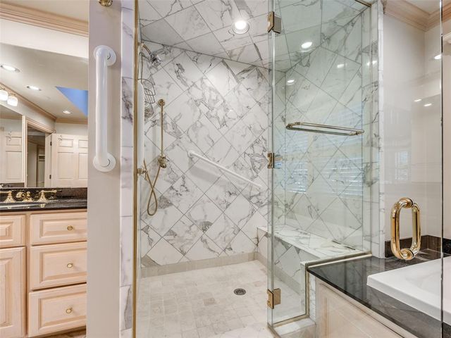 3933 Charing Cross Court, Norman, OK 73072