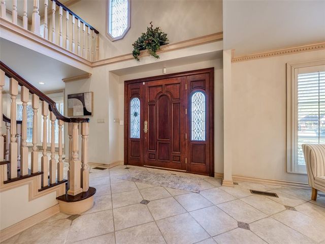 3933 Charing Cross Court, Norman, OK 73072