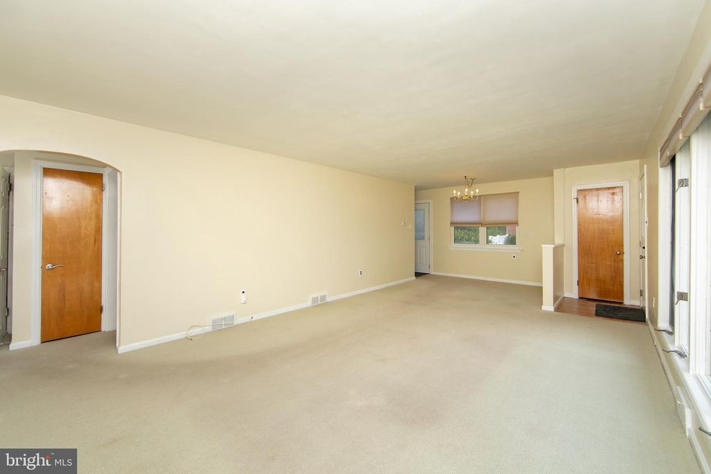 6 SUNSET DR, VOORHEES, NJ 08043 — photo 3