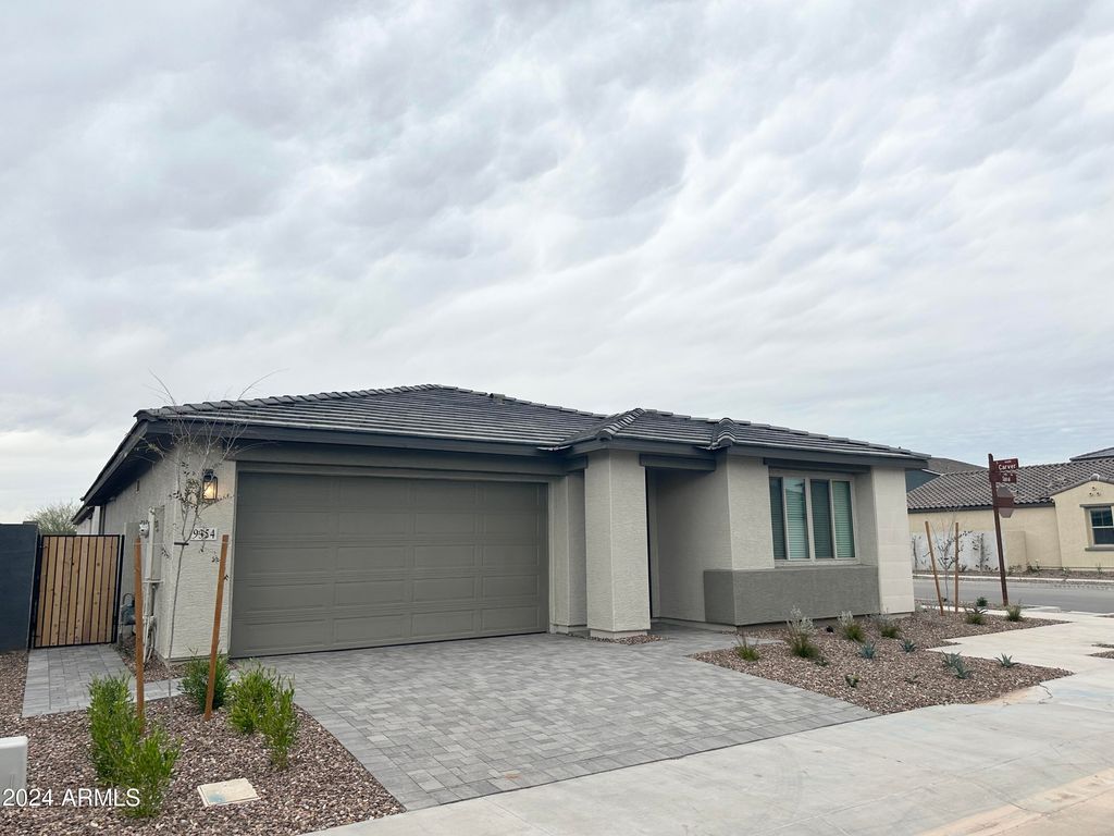 9354 E SPIRAL Avenue, Mesa, AZ 85212 — exterior