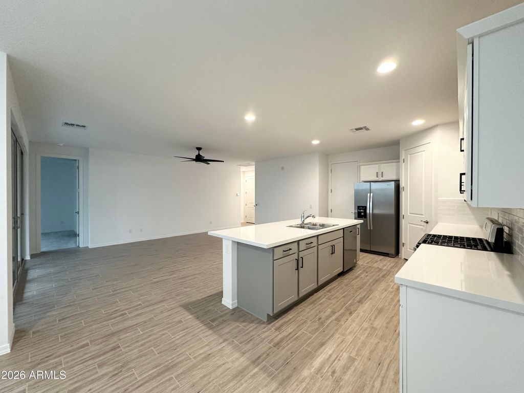 9354 E SPIRAL Avenue, Mesa, AZ 85212 — photo 5