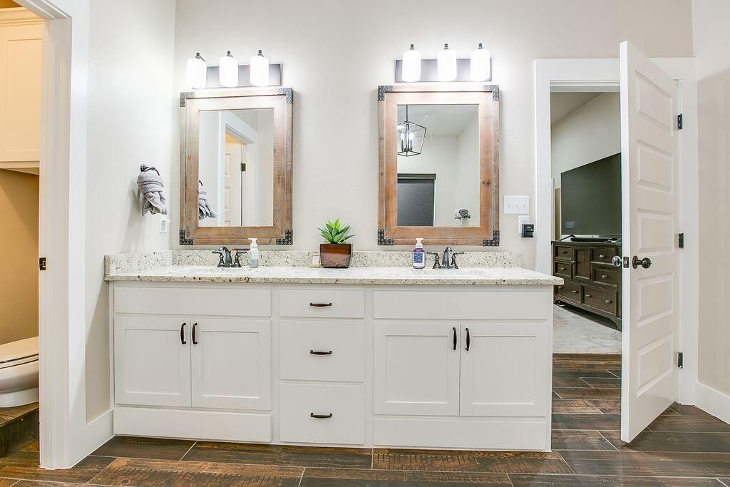 Image 14 of property listing at 4729 Karsten Creek Drive, San Angelo, TX 76904