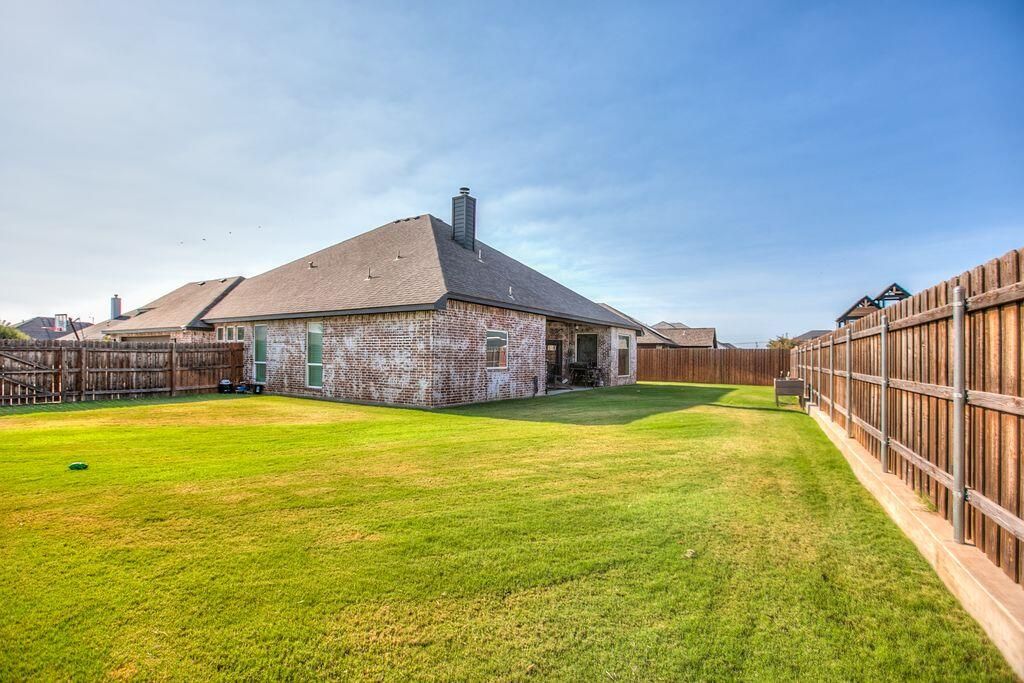 Image 22 of property listing at 4729 Karsten Creek Drive, San Angelo, TX 76904