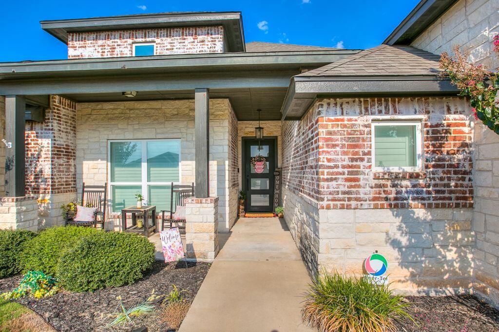 Image 24 of property listing at 4729 Karsten Creek Drive, San Angelo, TX 76904