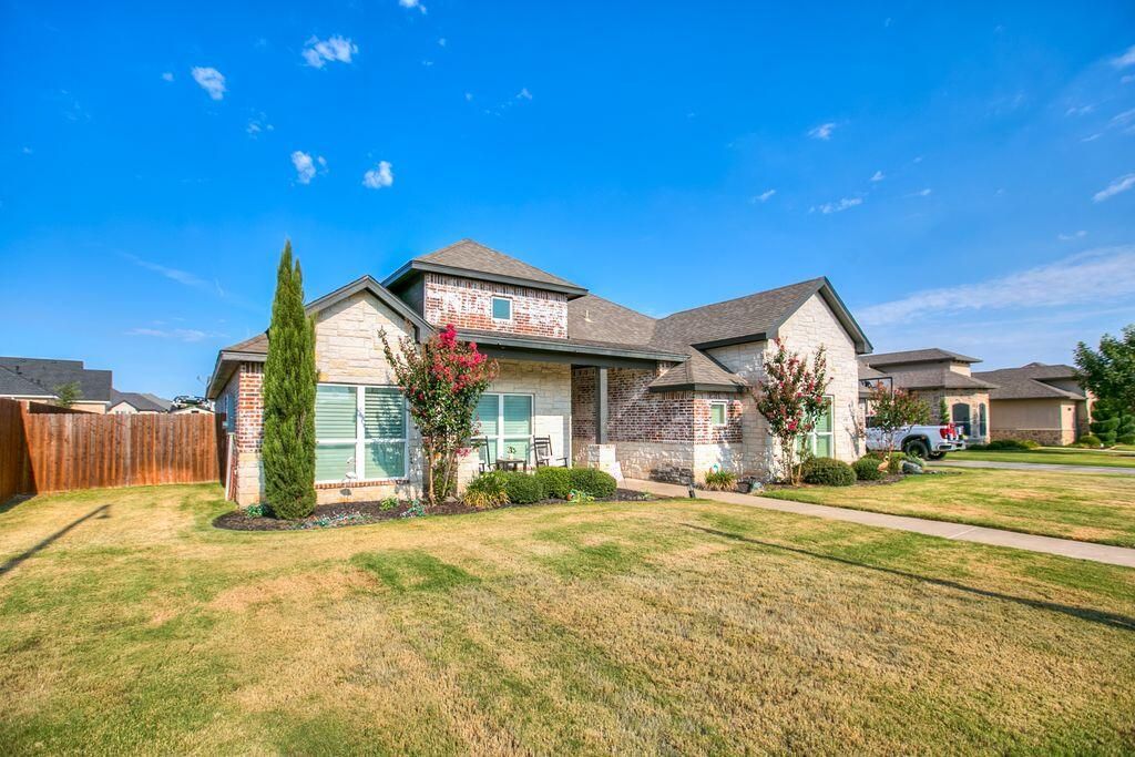 Image 25 of property listing at 4729 Karsten Creek Drive, San Angelo, TX 76904