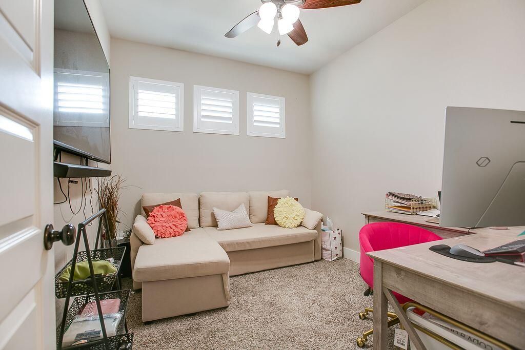 Image 9 of property listing at 4729 Karsten Creek Drive, San Angelo, TX 76904