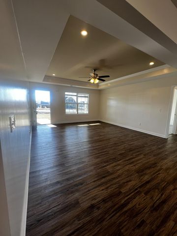 346 Heatherwood DR, Murfreesboro, TN 37129