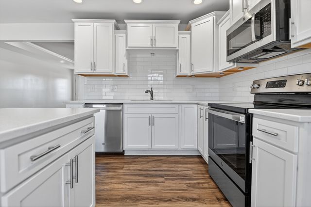 346 Heatherwood DR, Murfreesboro, TN 37129