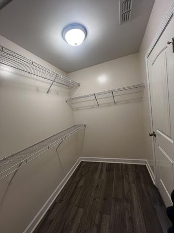 346 Heatherwood DR, Murfreesboro, TN 37129