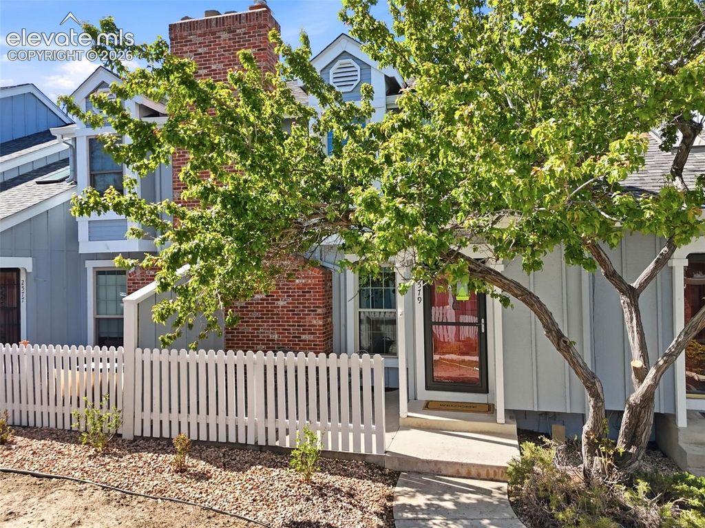 2579 Hatch Circle, Colorado Springs, CO 80918 — exterior