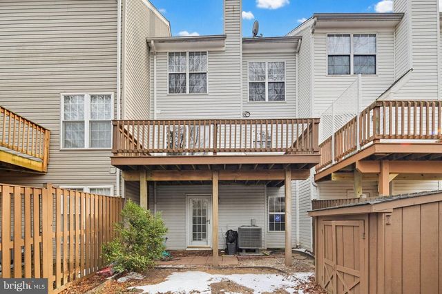 2220 COMMISSARY CIR, Odenton, MD 21113