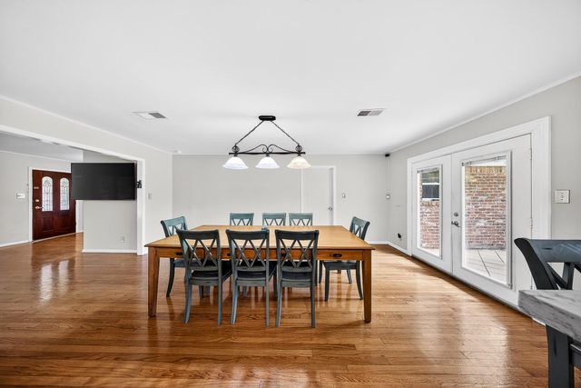 6015 De Moss Drive, Houston, TX 77081