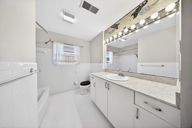 6015 De Moss Drive, Houston, TX 77081