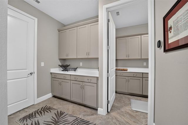 9240 SW 89TH STREET ROAD, Ocala, FL 34481