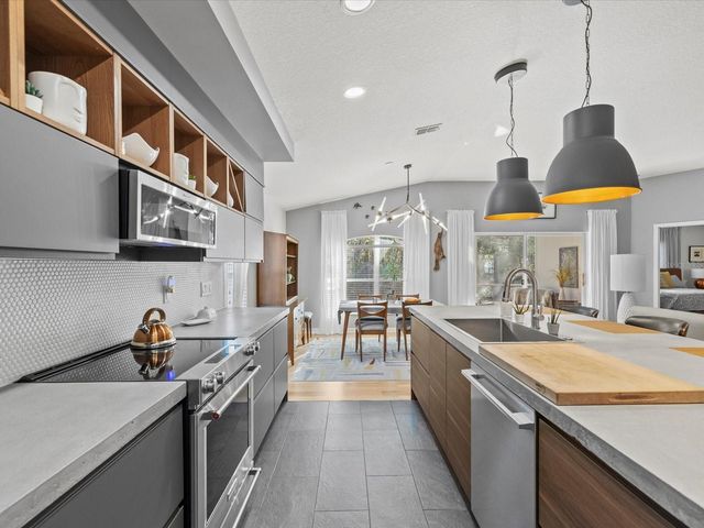 11446 SINATRA COURT, New Port Richey, FL 34654