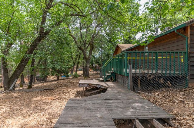 11082 Quail Dr, Pine Grove, CA 95665
