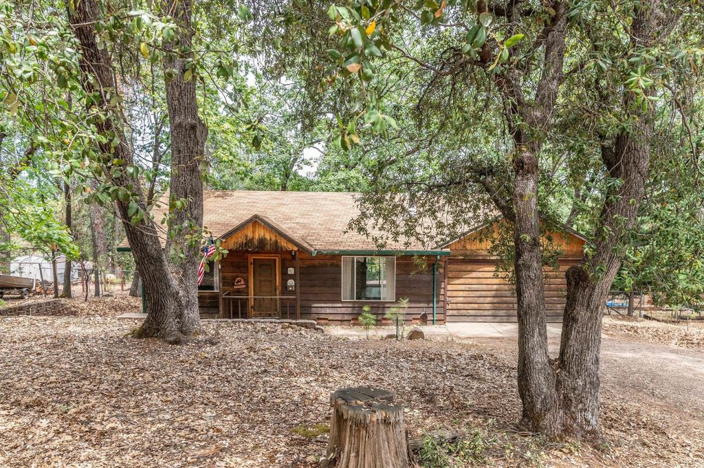 11082 Quail Dr, Pine Grove, CA 95665