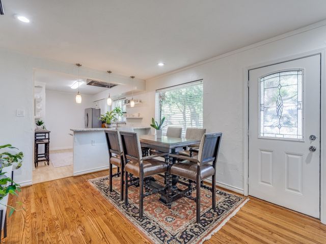 5022 W Mockingbird Lane, Dallas, TX 75209