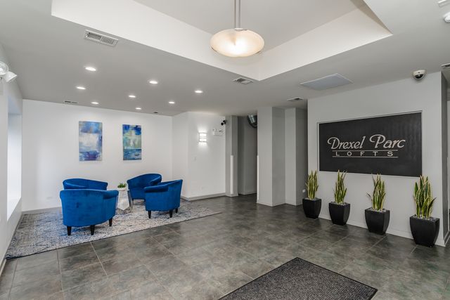 4537 S Drexel Boulevard 706, Chicago, IL 60653
