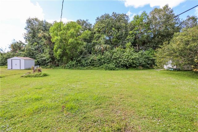 159 5th ST, Naples, FL 34113