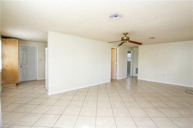 159 5th ST, Naples, FL 34113