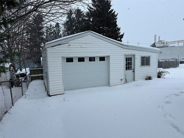 1630 W 21ST Street, Erie, PA 16502