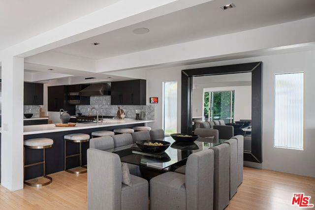 9340 Readcrest Drive, Beverly Hills, CA 90210