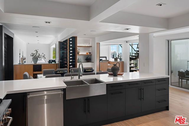 9340 Readcrest Drive, Beverly Hills, CA 90210