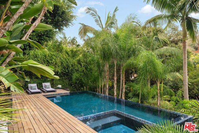 9340 Readcrest Drive, Beverly Hills, CA 90210