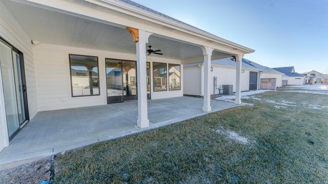 3723 N Ritchfield St, Wichita, KS 67226