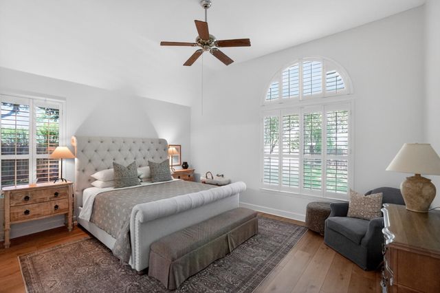 300 N Carriage Hills DR, Georgetown, TX 78626